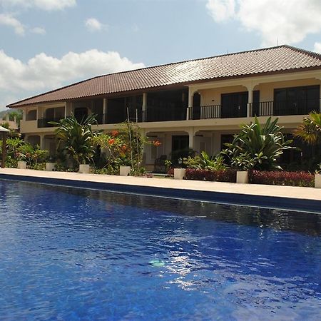 Lombok Beach Villa Mangsit Luaran gambar