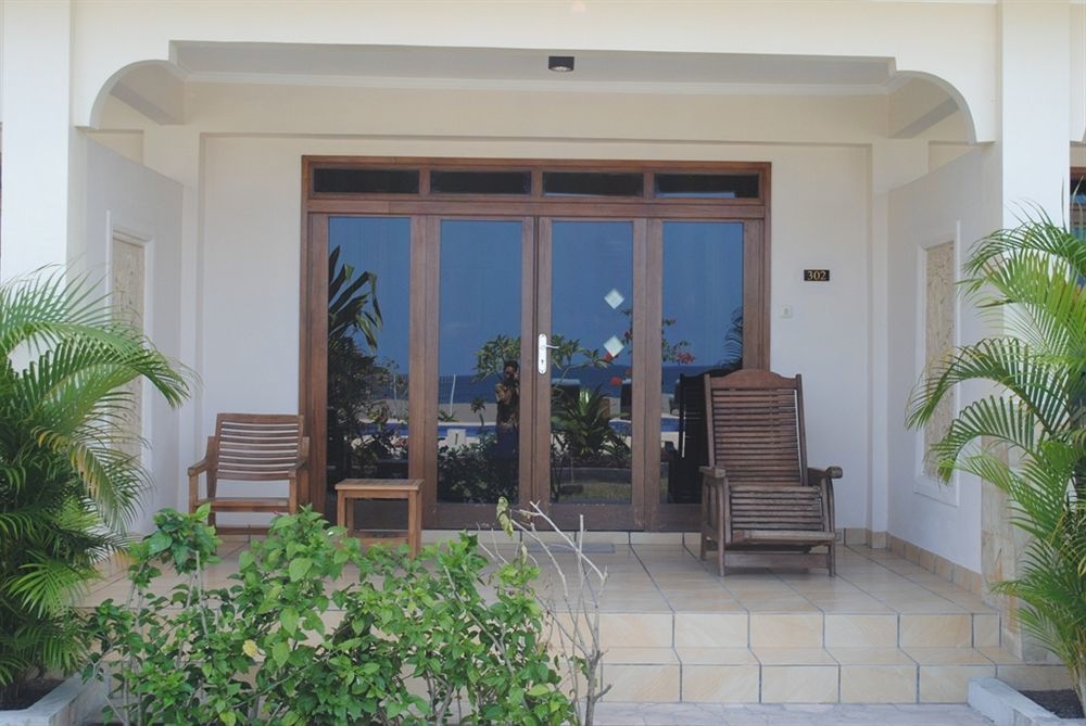Lombok Beach Villa Mangsit Luaran gambar